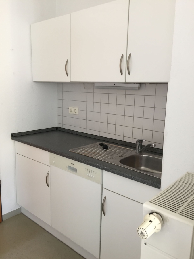 Schöne 2-Zimmer-Wohnung in Bahnhofsnähe - Küche