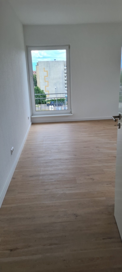 moderne 3-Zimmer-Wohnung/ Zugang mit Fahrstuhl - Zimmer 2